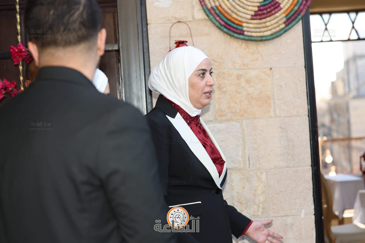 Madar Al-Saa Images 0.39538105222824715