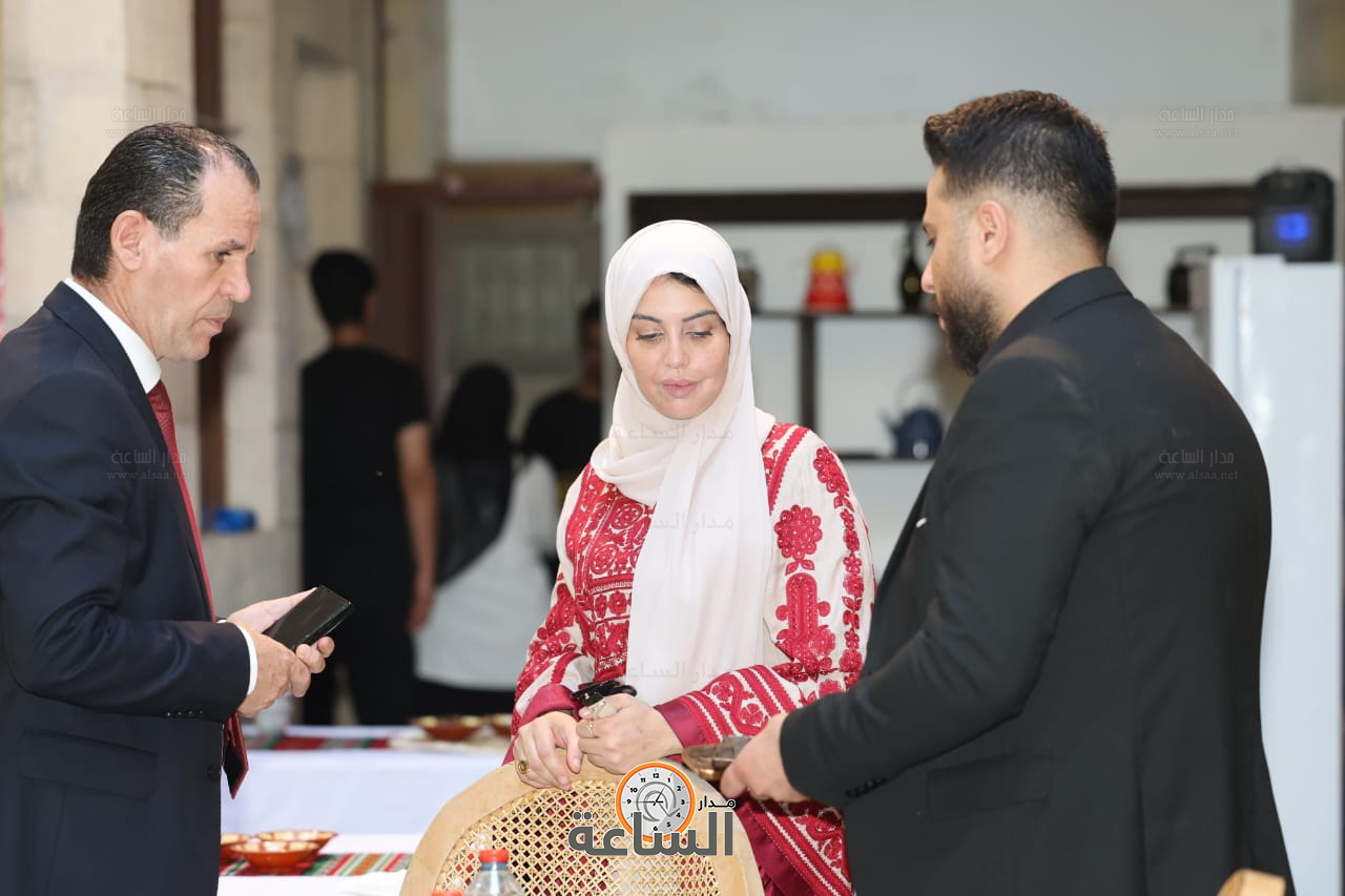 Madar Al-Saa Images 0.06402568467592407