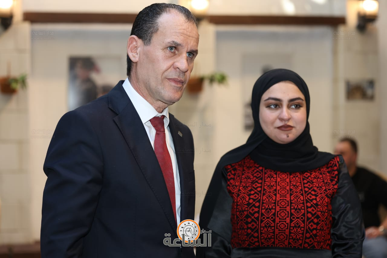 Madar Al-Saa Images 0.49624323445001706