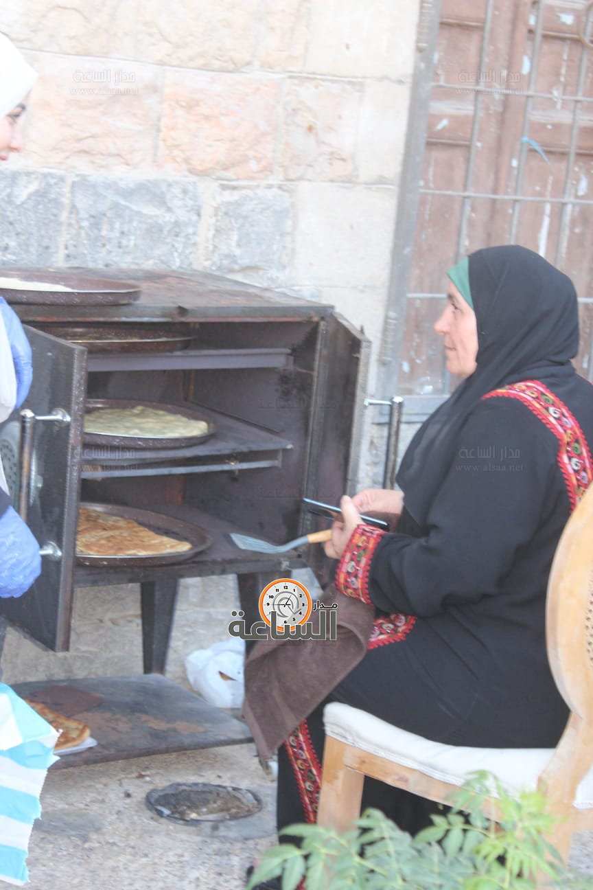 Madar Al-Saa Images 0.39759571926804826