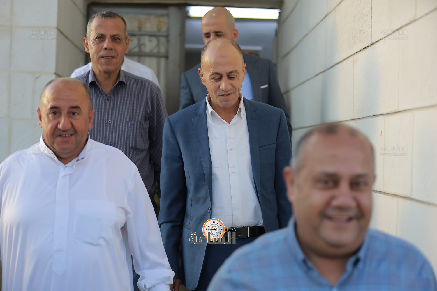 Madar Al-Saa Images 0.38992744533093004