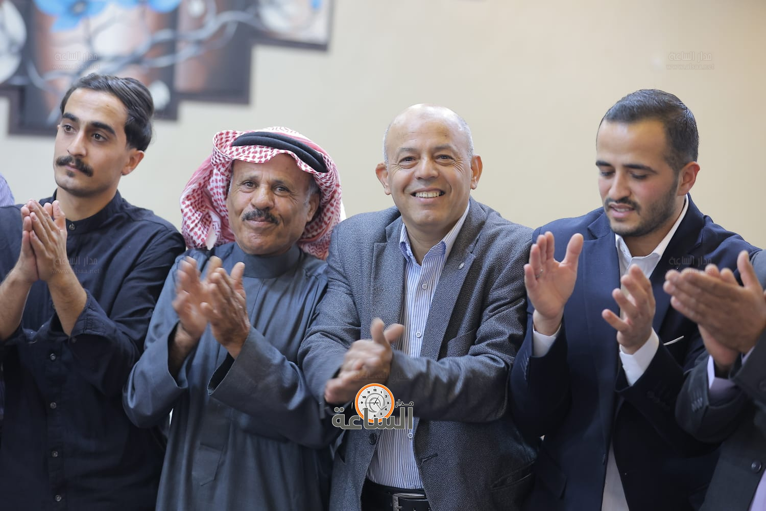 Madar Al-Saa Images 0.7907443327464913