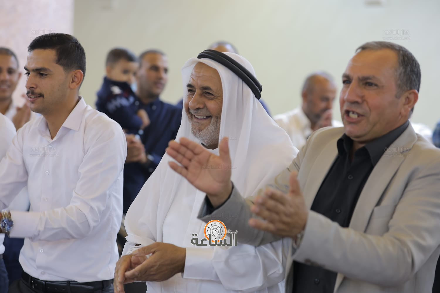 Madar Al-Saa Images 0.4957868369869225