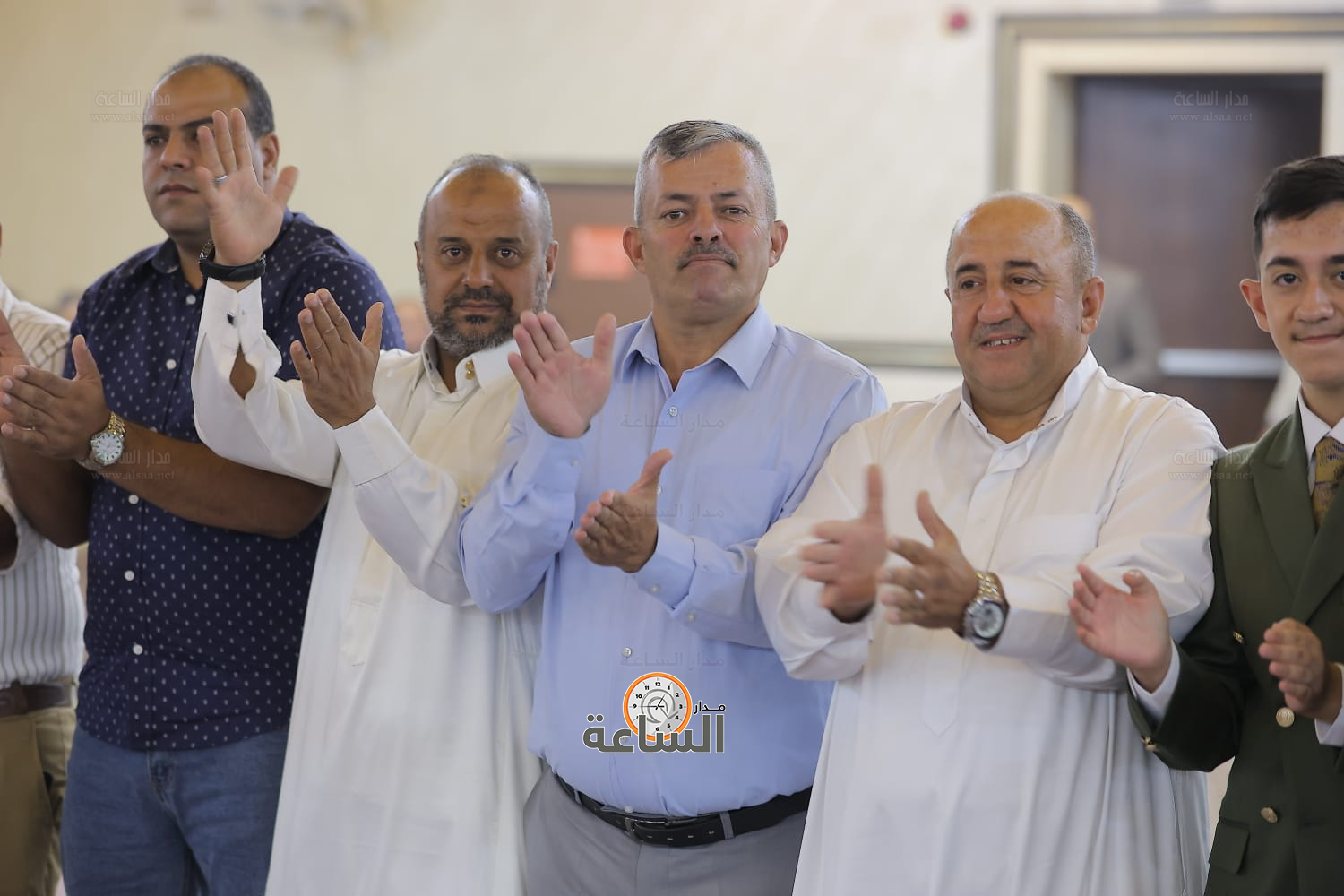 Madar Al-Saa Images 0.4194045381558652