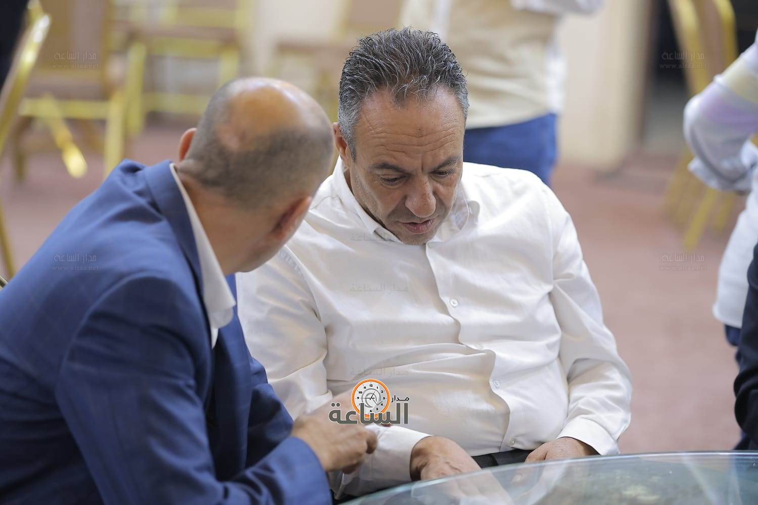 Madar Al-Saa Images 0.8498479509322701