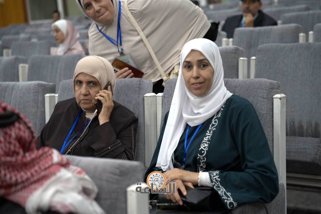 Madar Al-Saa Images 0.46447153254950946