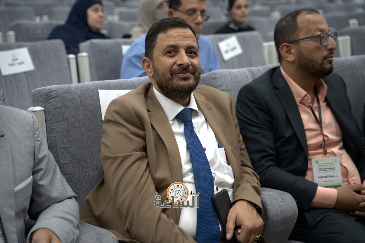 Madar Al-Saa Images 0.3678819076994706