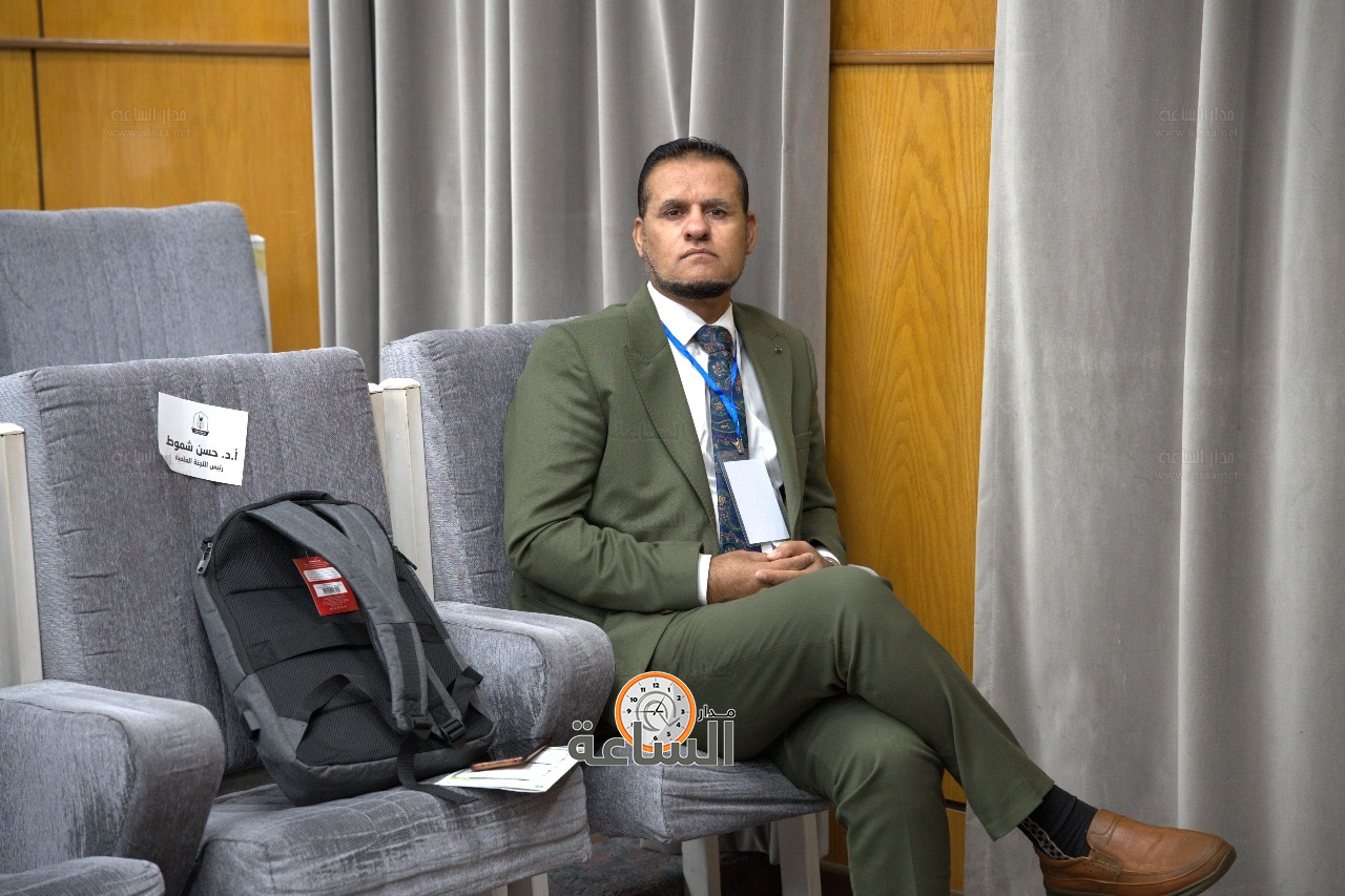 Madar Al-Saa Images 0.45074446292533643