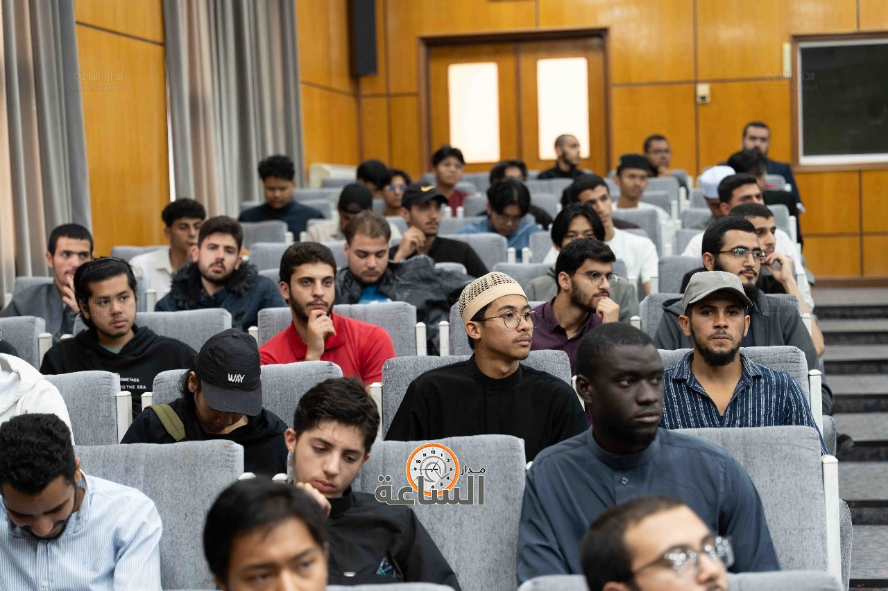 Madar Al-Saa Images 0.682119212094454