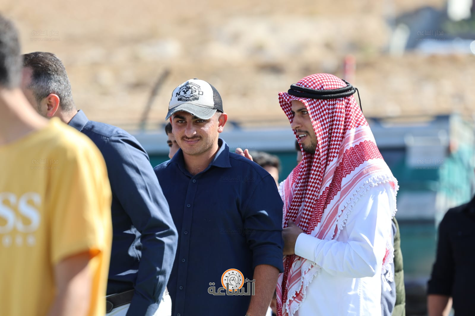 Madar Al-Saa Images 0.5592332278912188