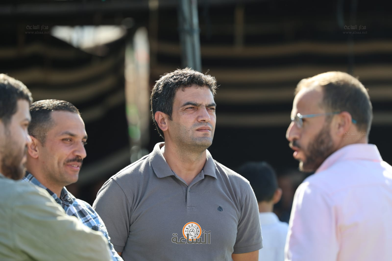 Madar Al-Saa Images 0.9843747422542684