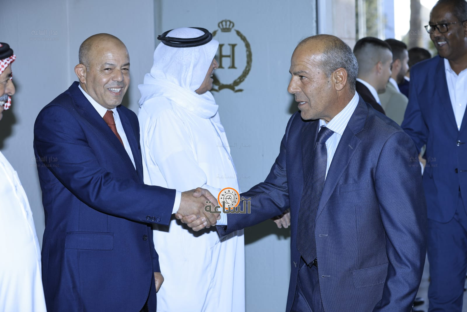 Madar Al-Saa Images 0.39990633008340604