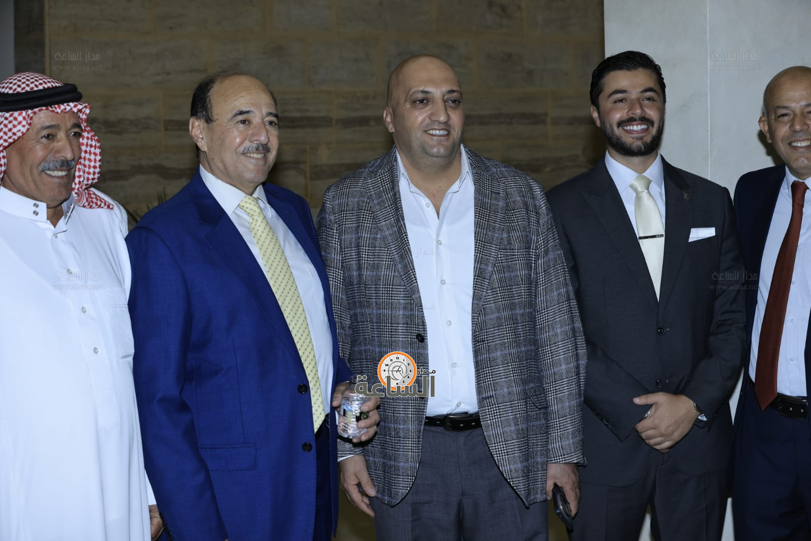 Madar Al-Saa Images 0.9521235397466765