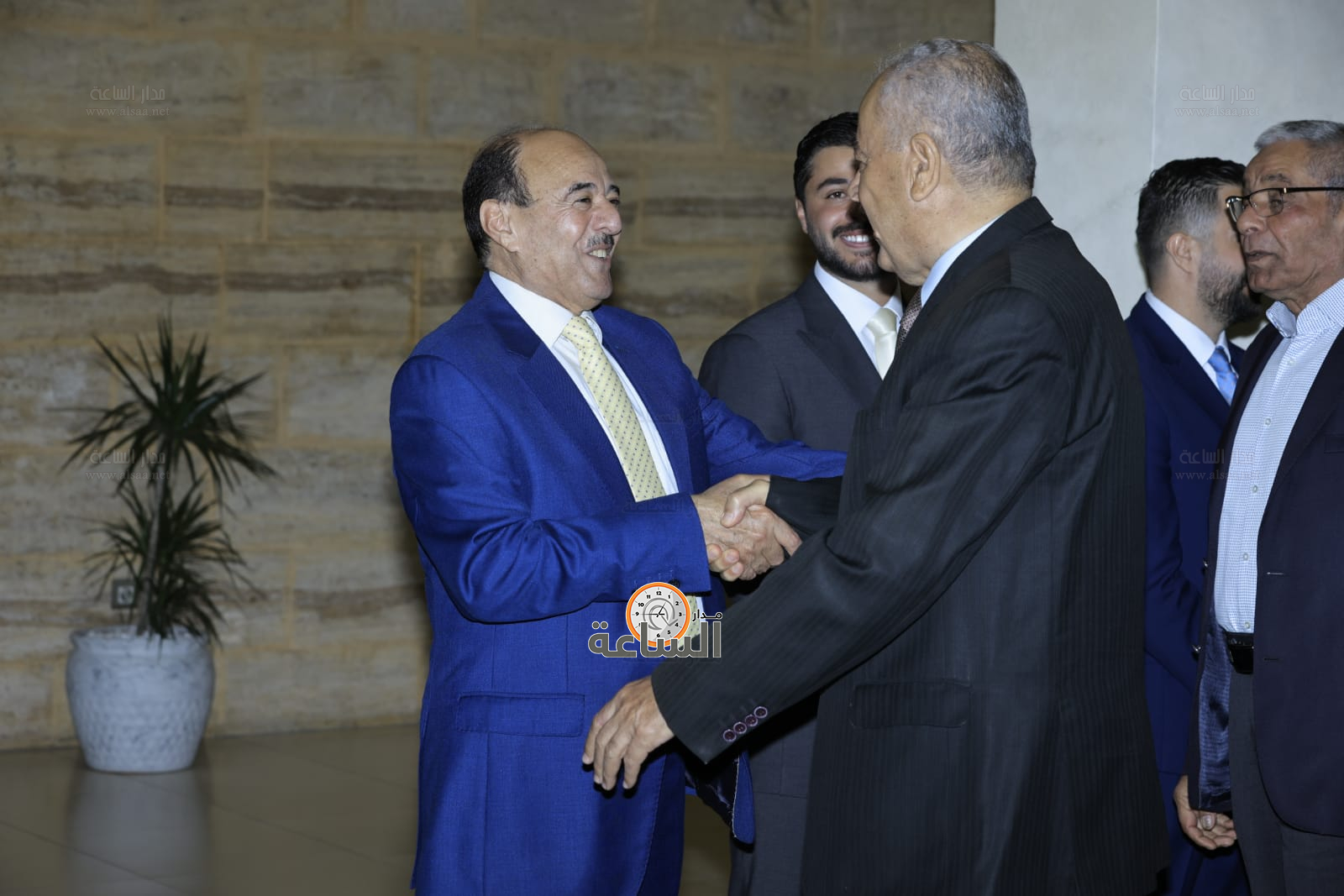 Madar Al-Saa Images 0.0040273500178881205