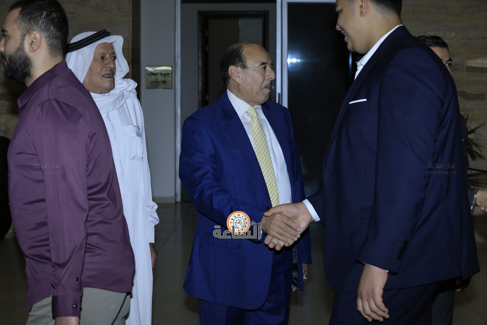 Madar Al-Saa Images 0.9633918232254086