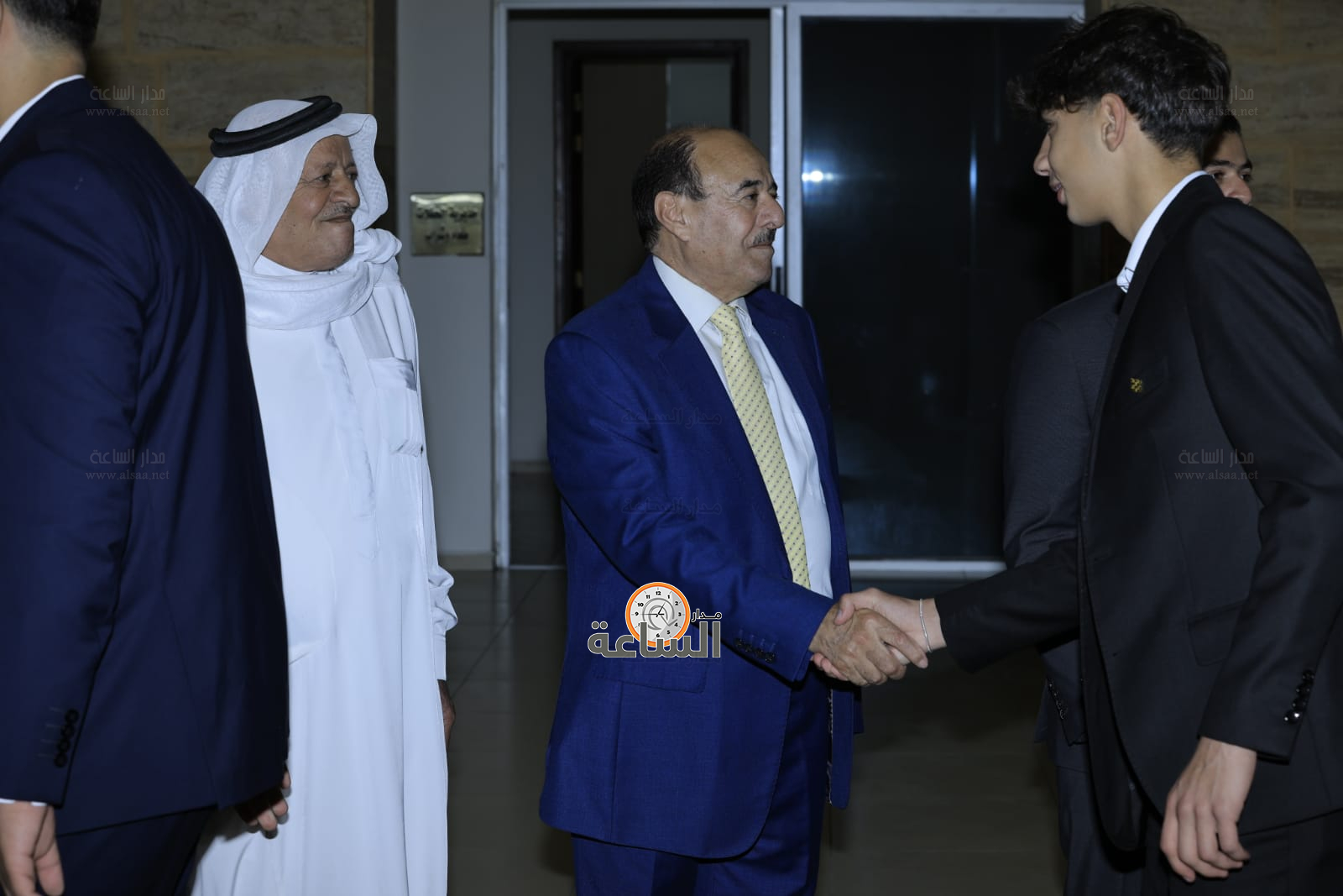 Madar Al-Saa Images 0.6611857097747826