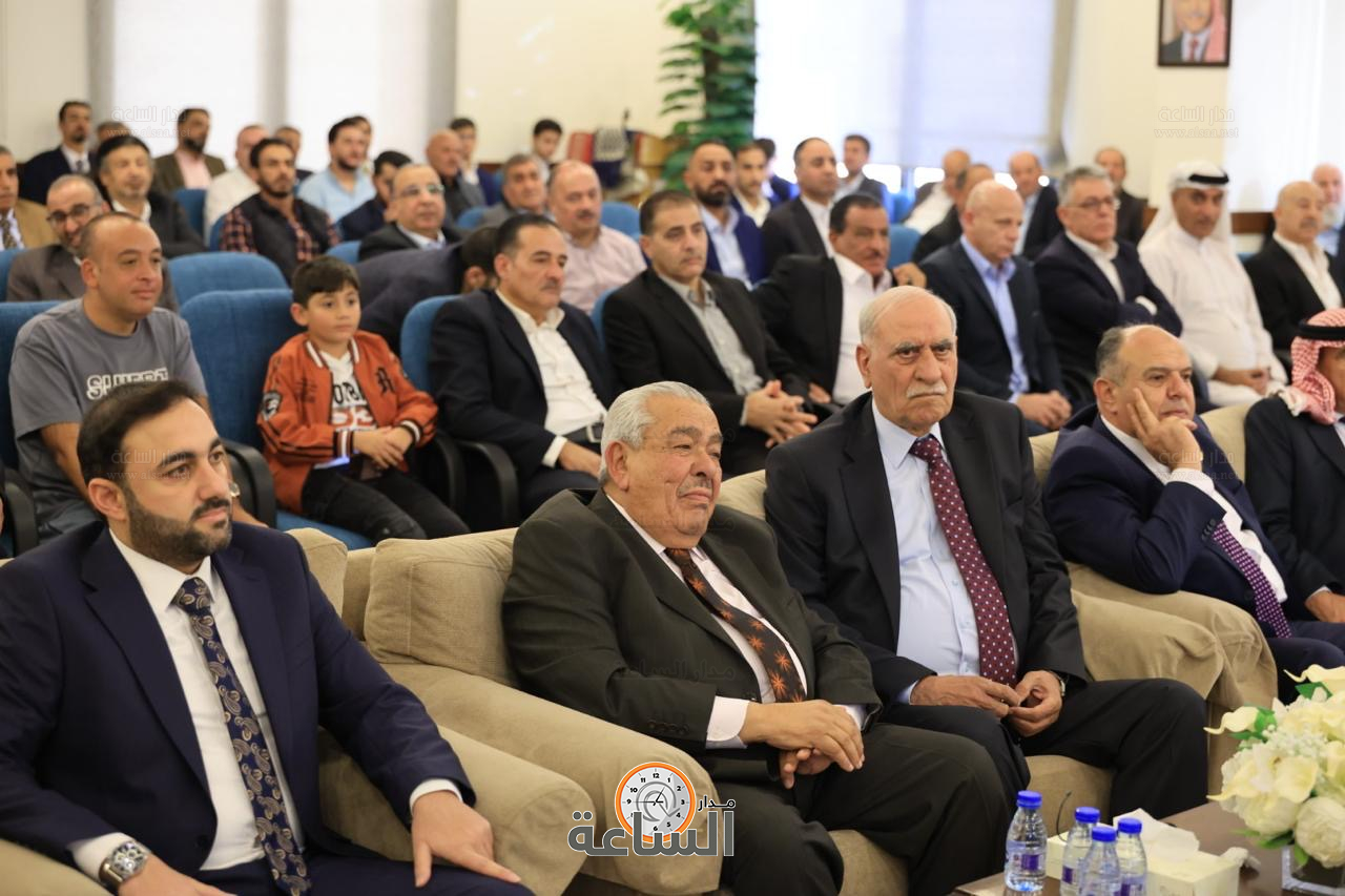 Madar Al-Saa Images 0.5719989304838752