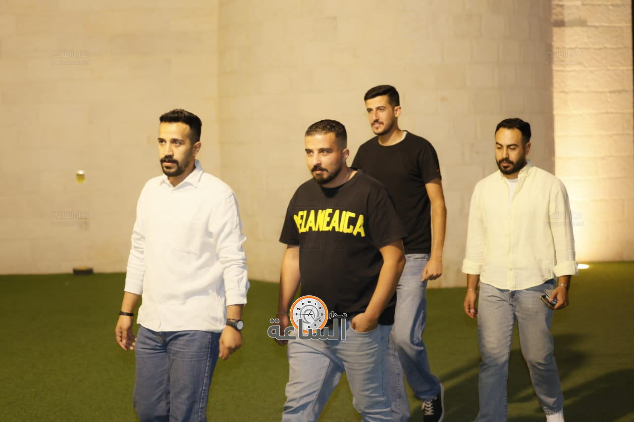 Madar Al-Saa Images 0.8875337729836816