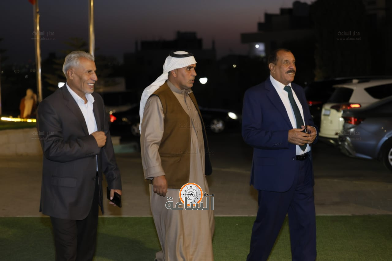 Madar Al-Saa Images 0.6542529306695445