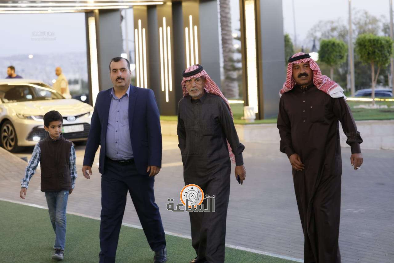 Madar Al-Saa Images 0.576452313789667