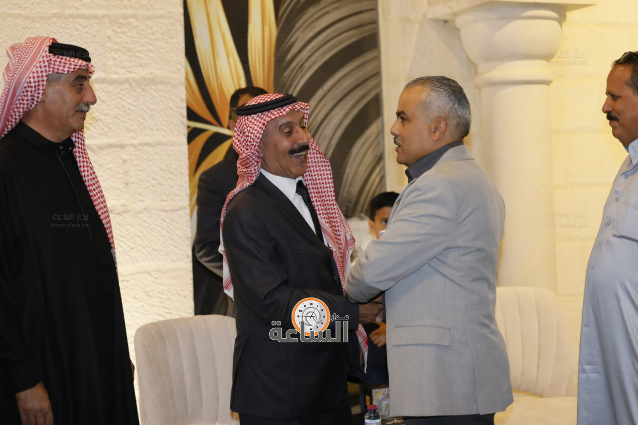 Madar Al-Saa Images 0.8824886205656903