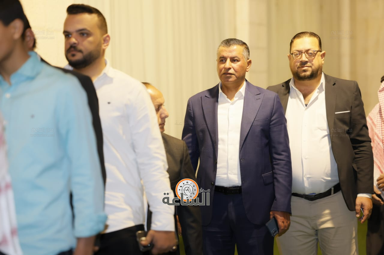 Madar Al-Saa Images 0.4193059611143888