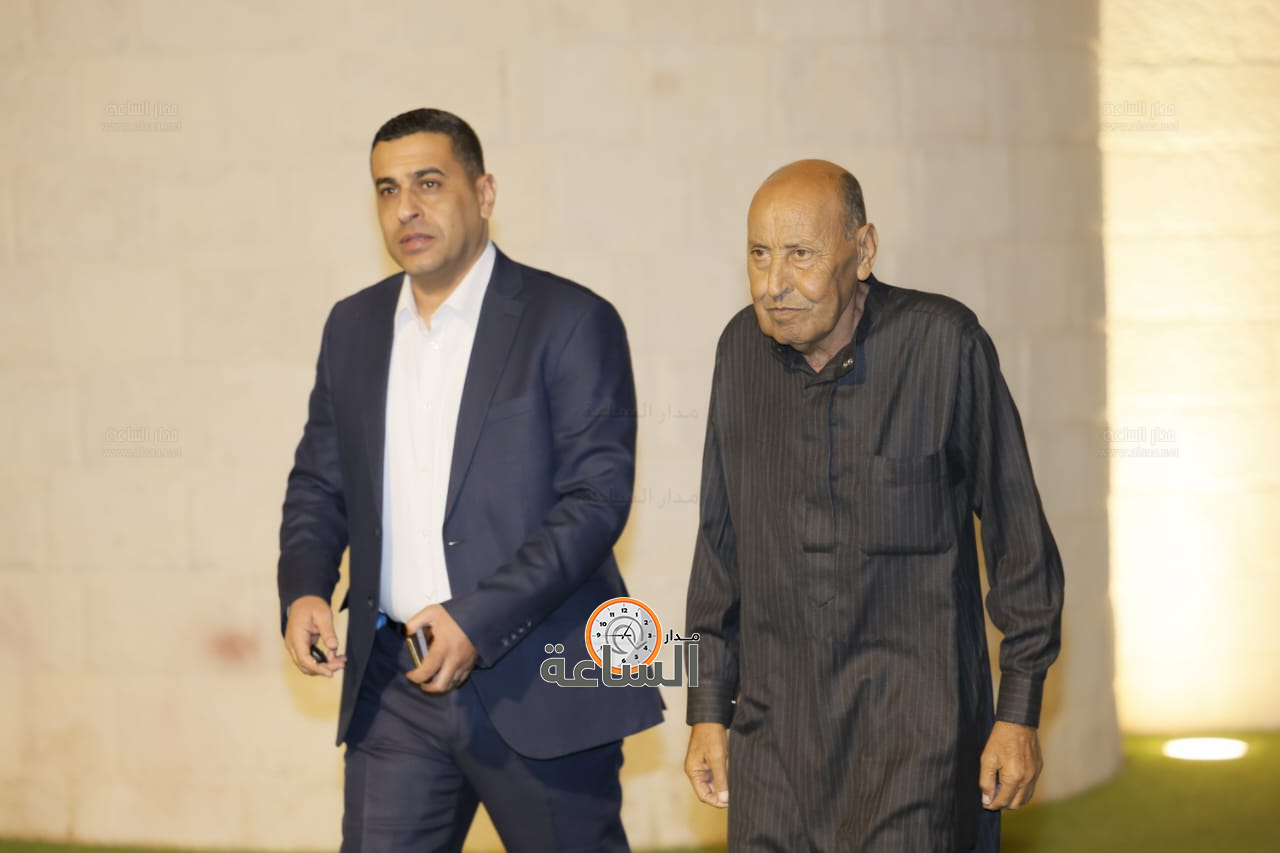 Madar Al-Saa Images 0.1300944469419535