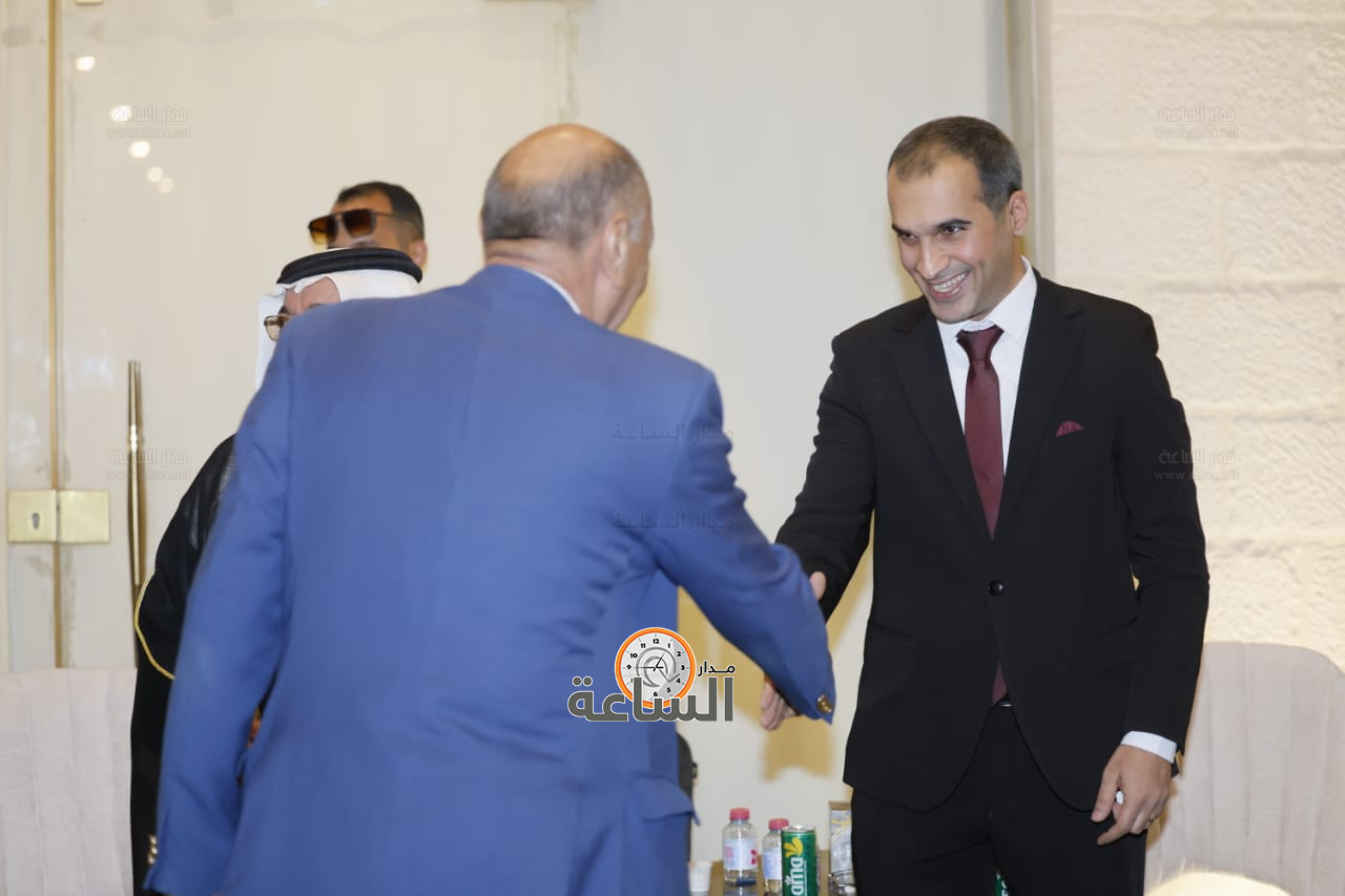 Madar Al-Saa Images 0.7044020168017264