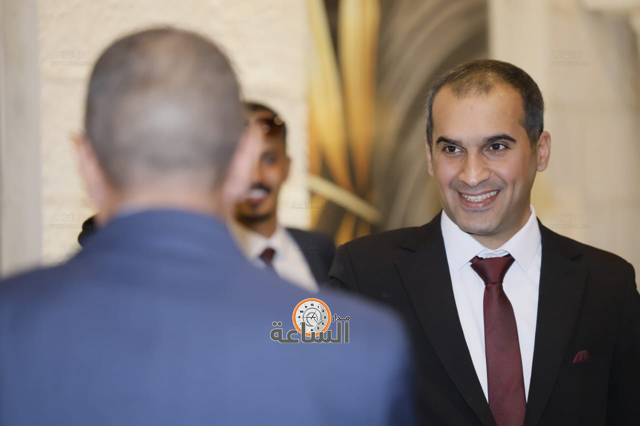 Madar Al-Saa Images 0.4784732158499606