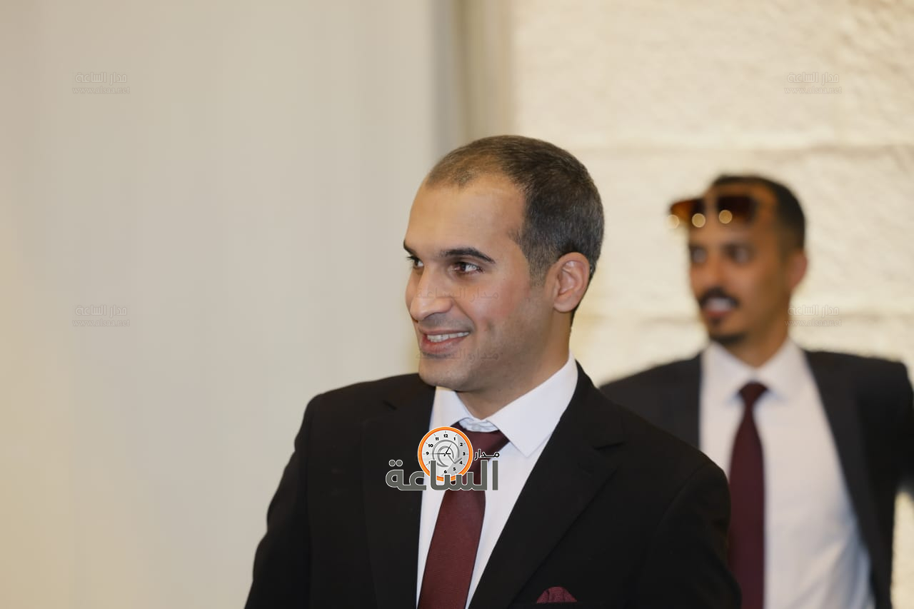 Madar Al-Saa Images 0.1373291616989869