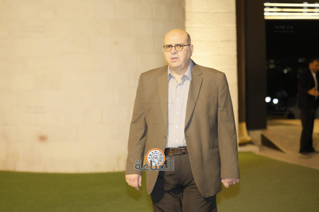 Madar Al-Saa Images 0.42016011696429656