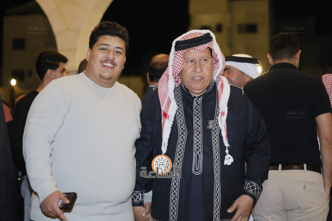 Madar Al-Saa Images 0.44457446090063824