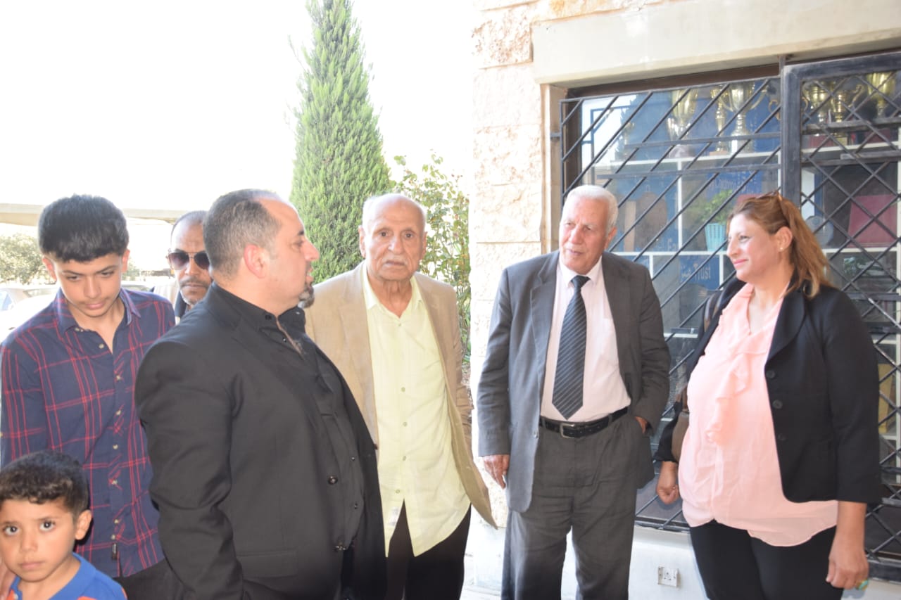 Madar Al-Saa Images 0.49080326752288617