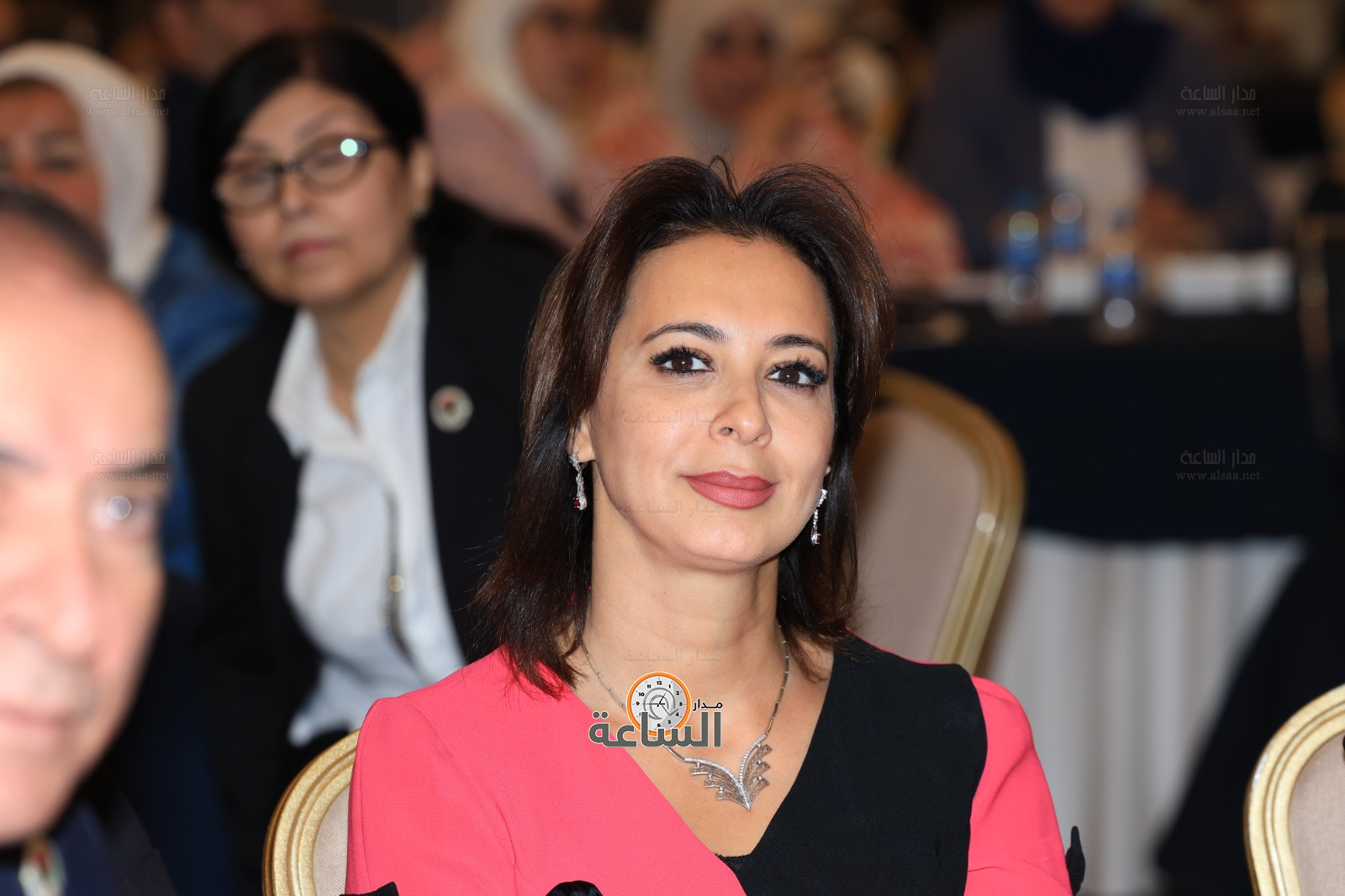 Madar Al-Saa Images 0.4559253087601688