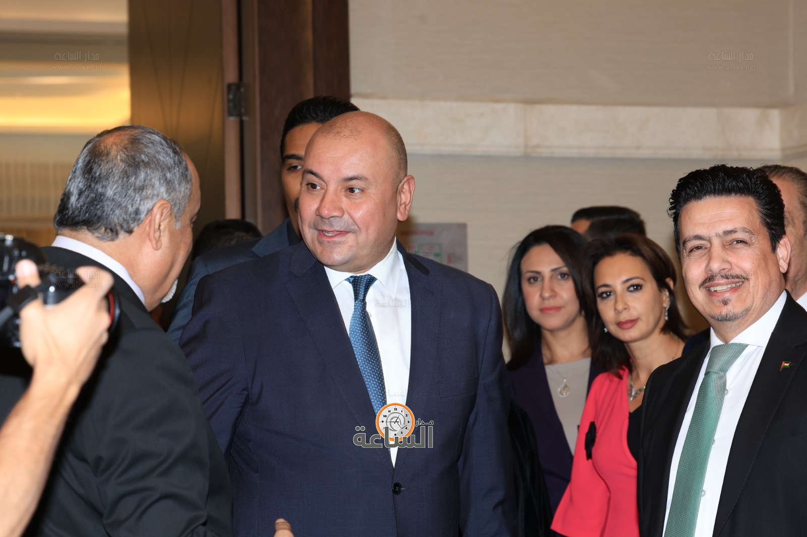 Madar Al-Saa Images 0.6795184615334932