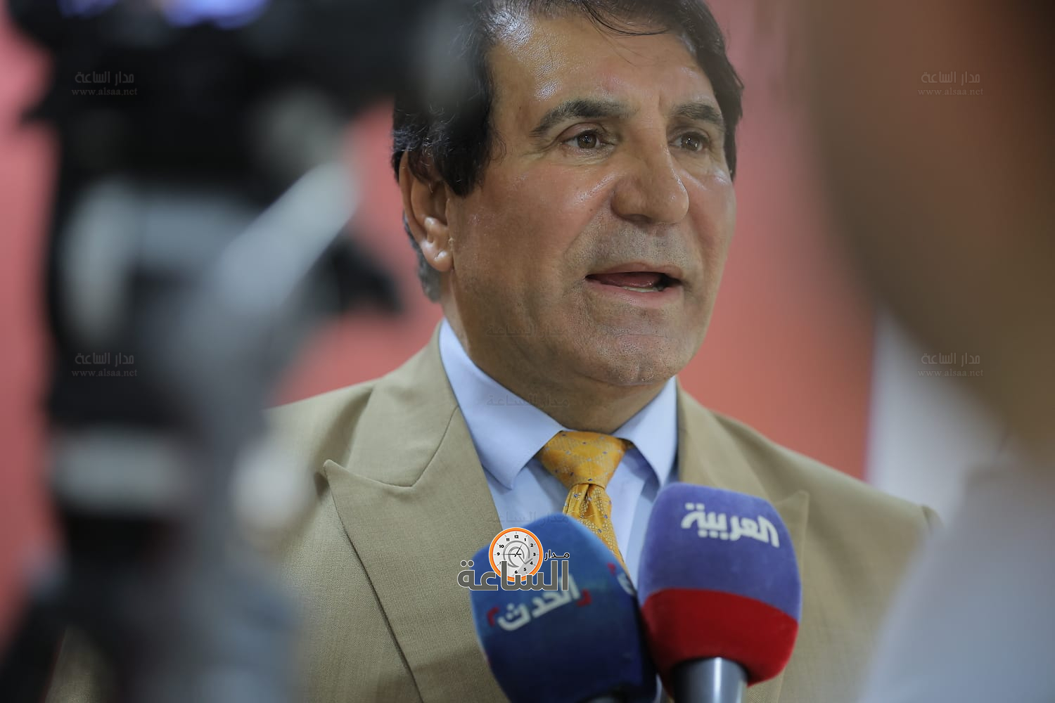 Madar Al-Saa Images 0.6913741229606009