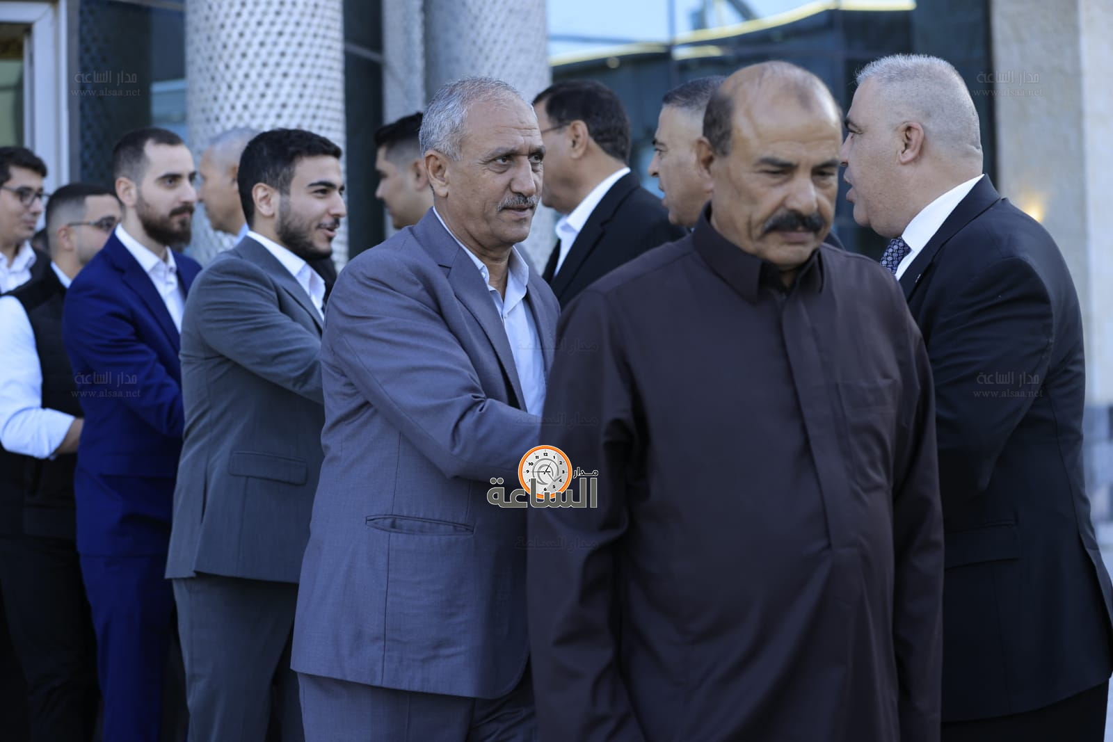 Madar Al-Saa Images 0.872024371578203