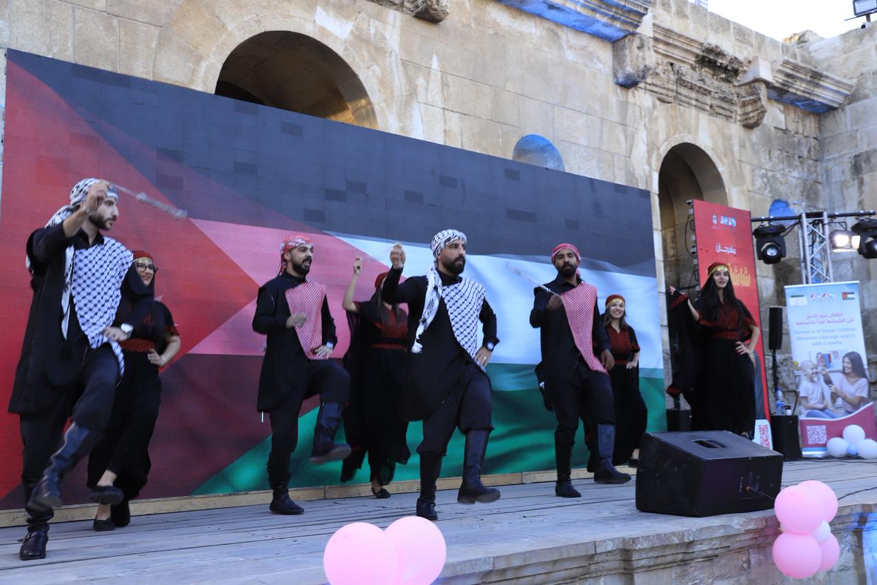 Madar Al-Saa Images 0.919239499828854