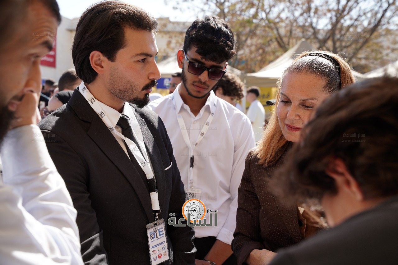 Madar Al-Saa Images 0.45332606583836677