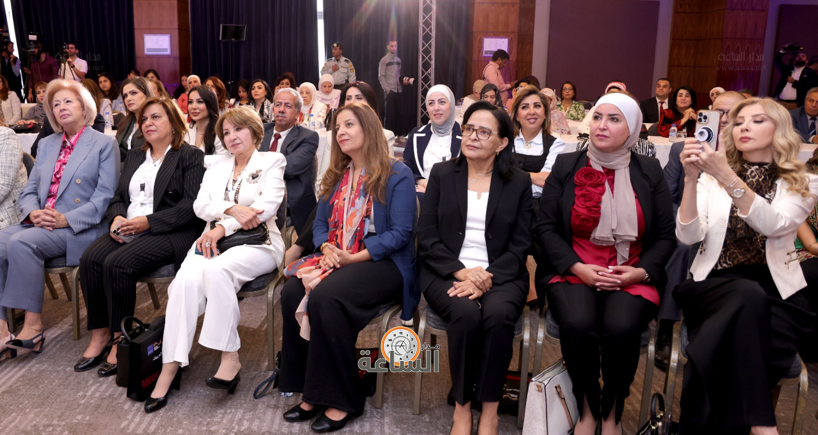 Madar Al-Saa Images 0.23566839505068715