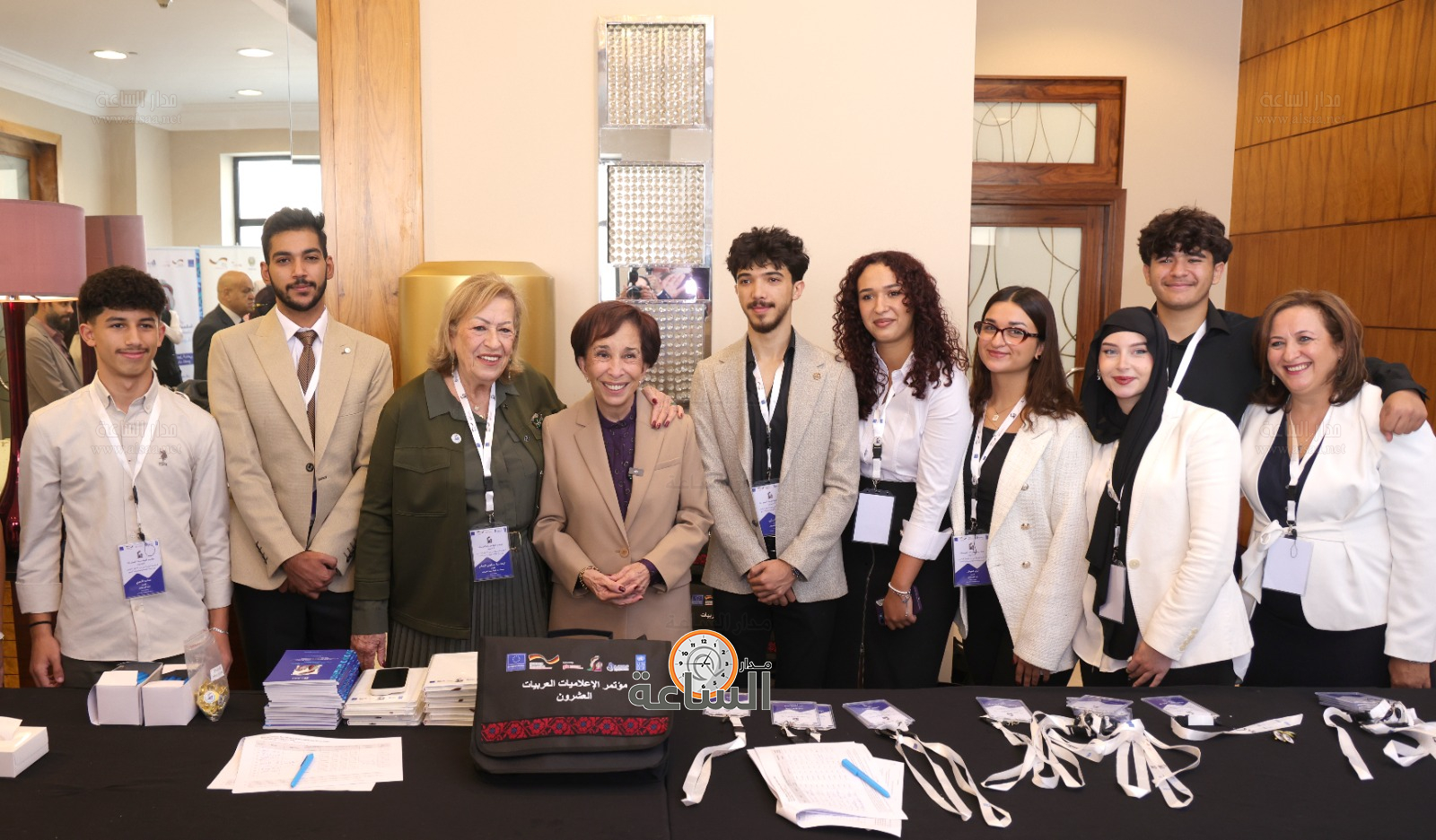 Madar Al-Saa Images 0.8325255309378596