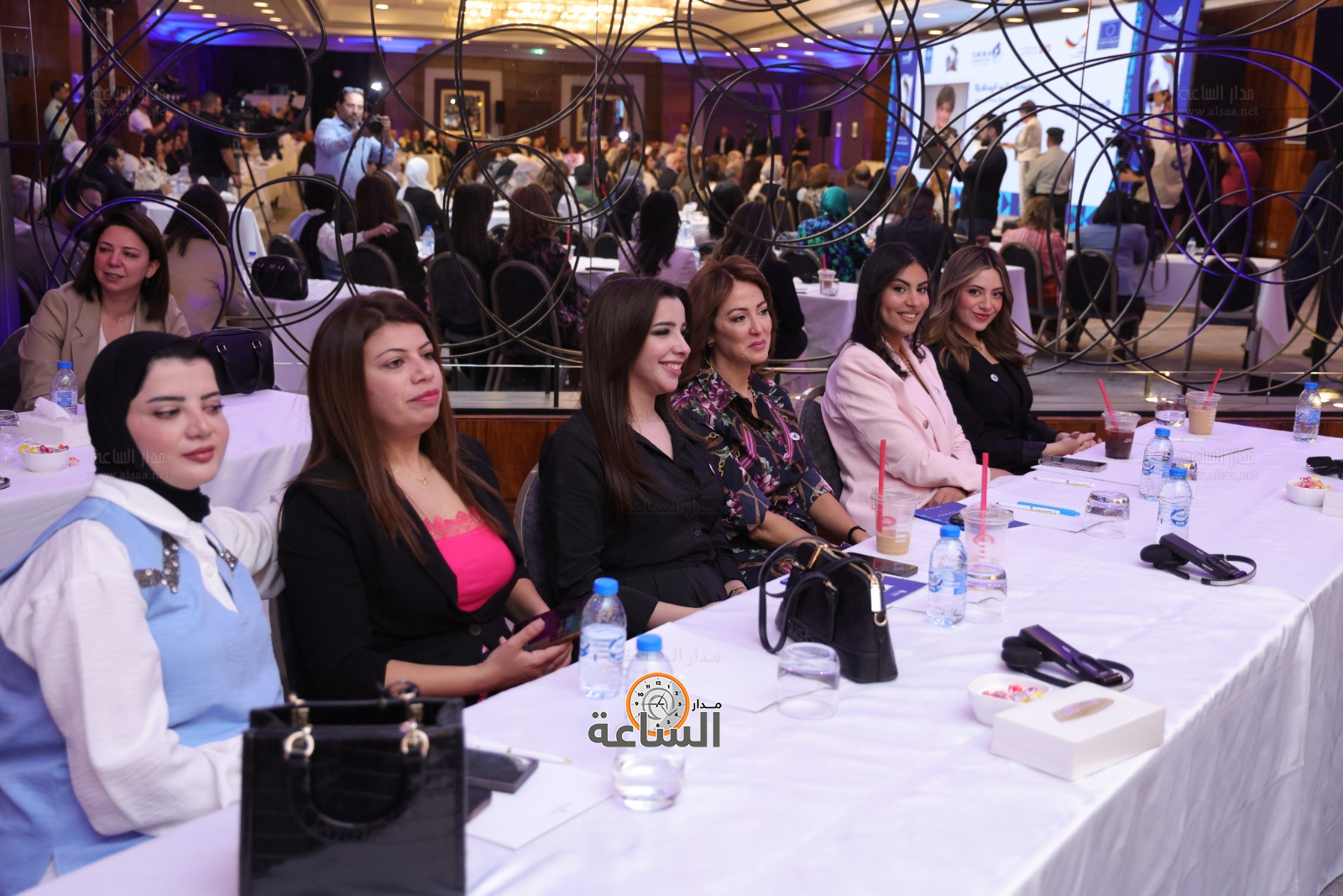 Madar Al-Saa Images 0.37886107033382554