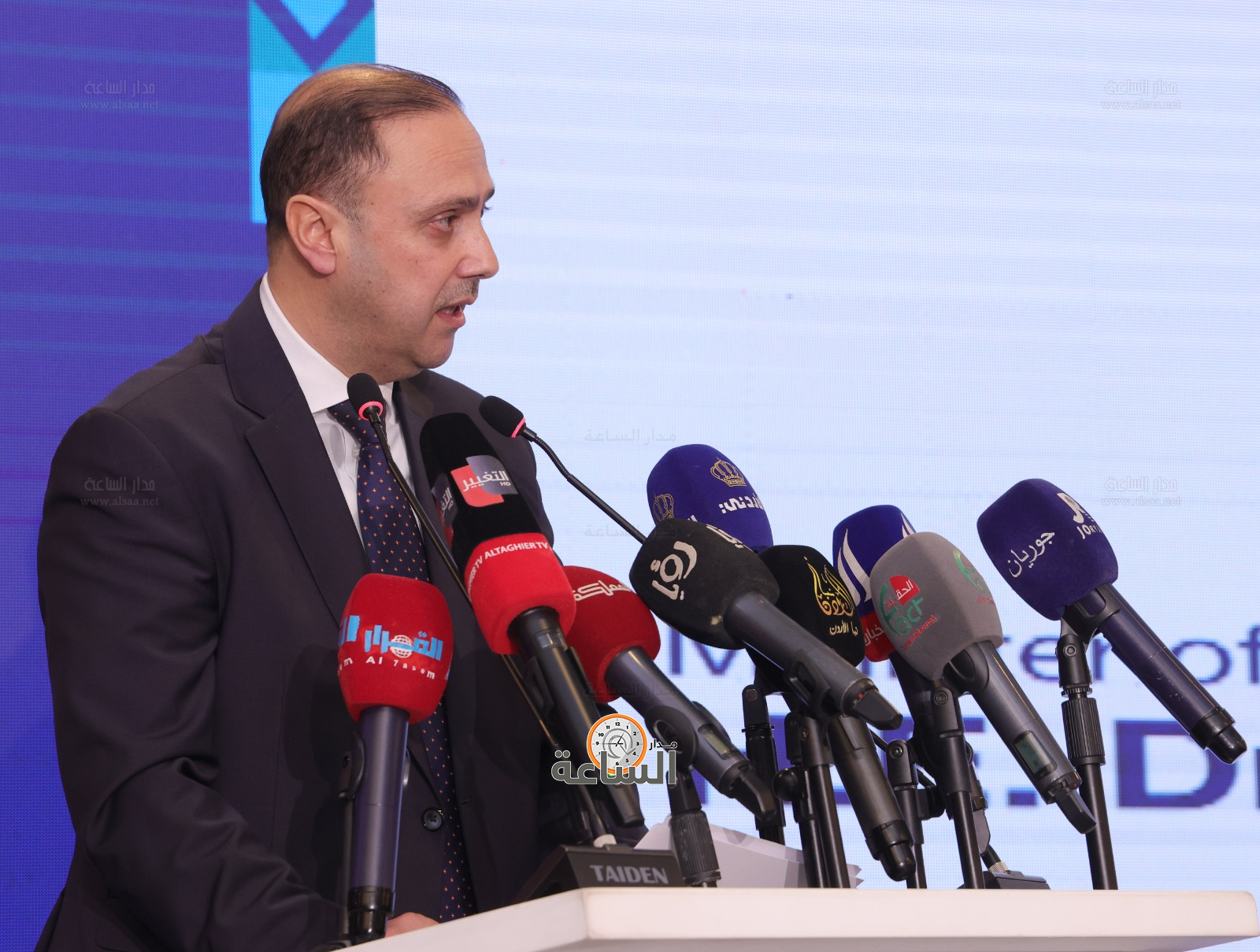 Madar Al-Saa Images 0.4138013830538563