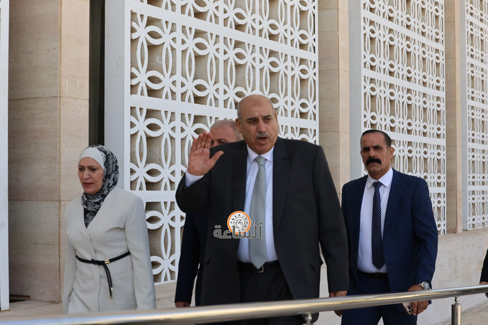 Madar Al-Saa Images 0.07201167387419083