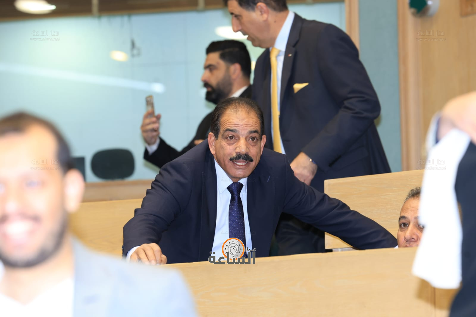 Madar Al-Saa Images 0.8290919056224505