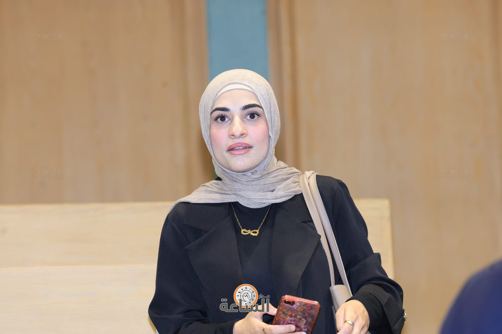 Madar Al-Saa Images 0.15965348757428388