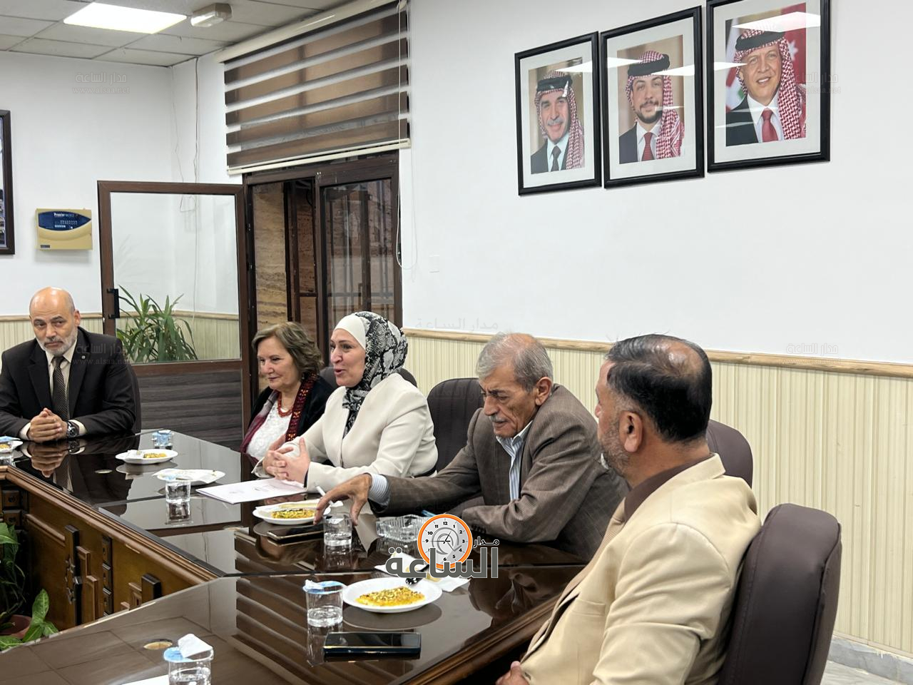 Madar Al-Saa Images 0.7533440959467366