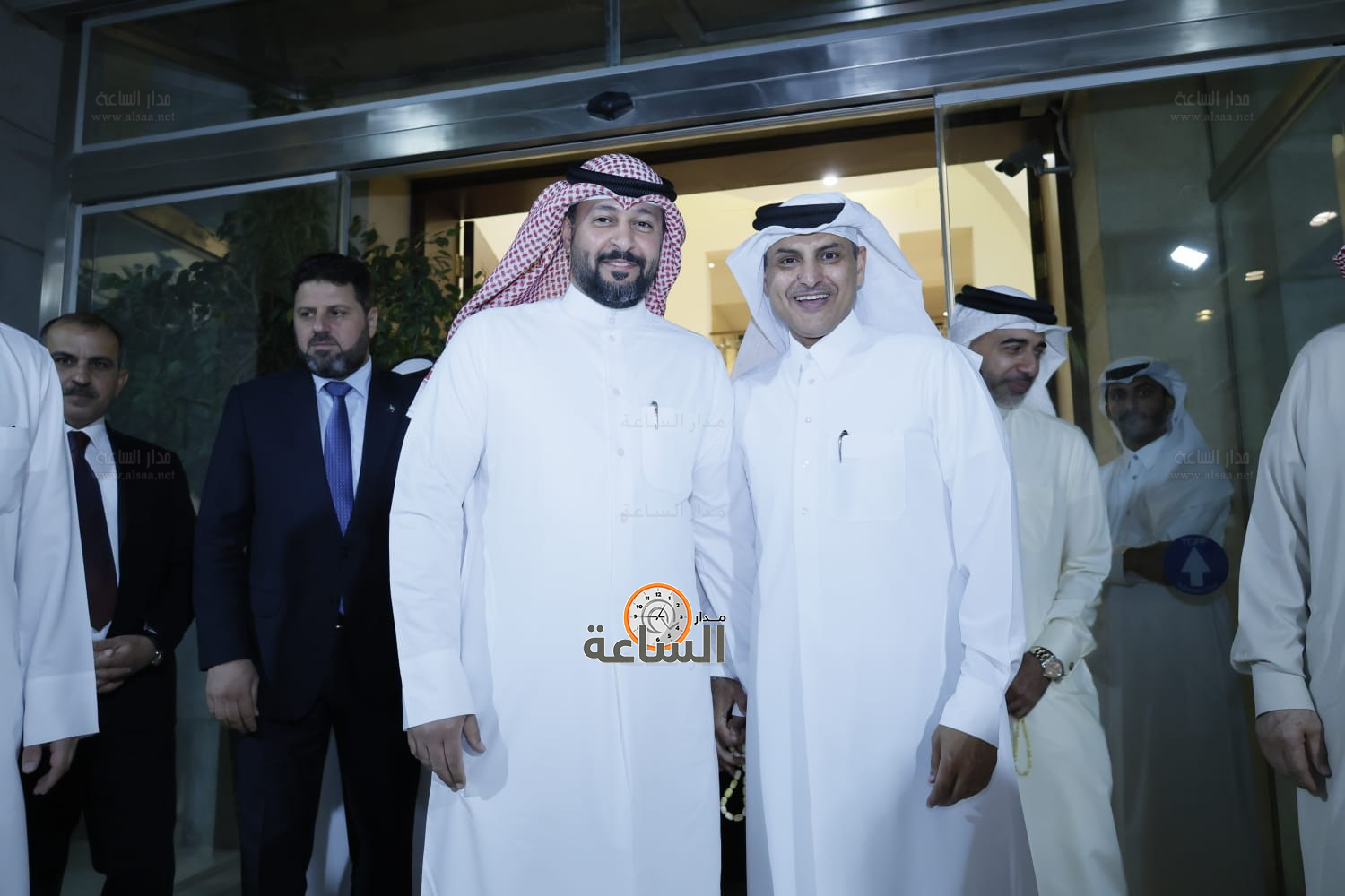 Madar Al-Saa Images 0.4524616048198957