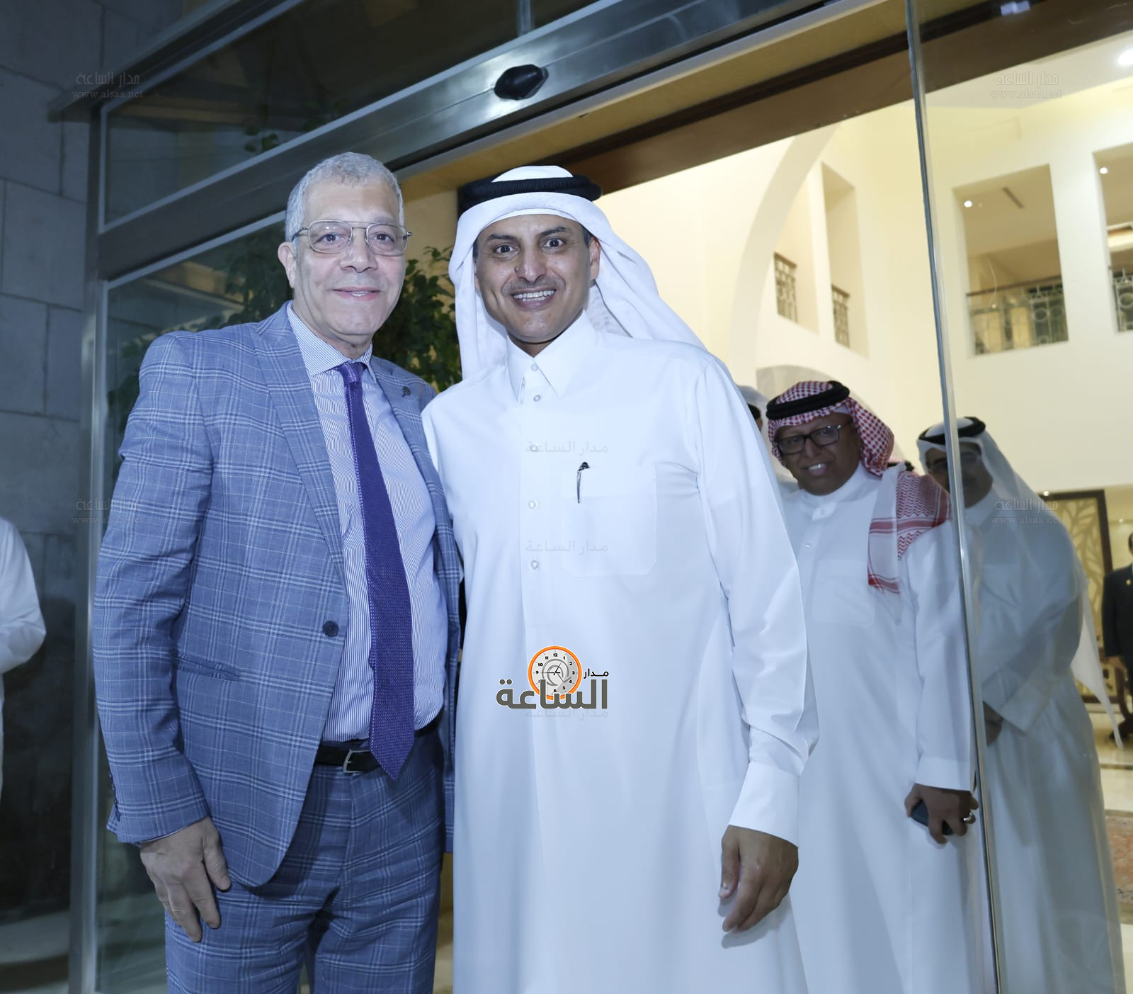 Madar Al-Saa Images 0.6527866336450372