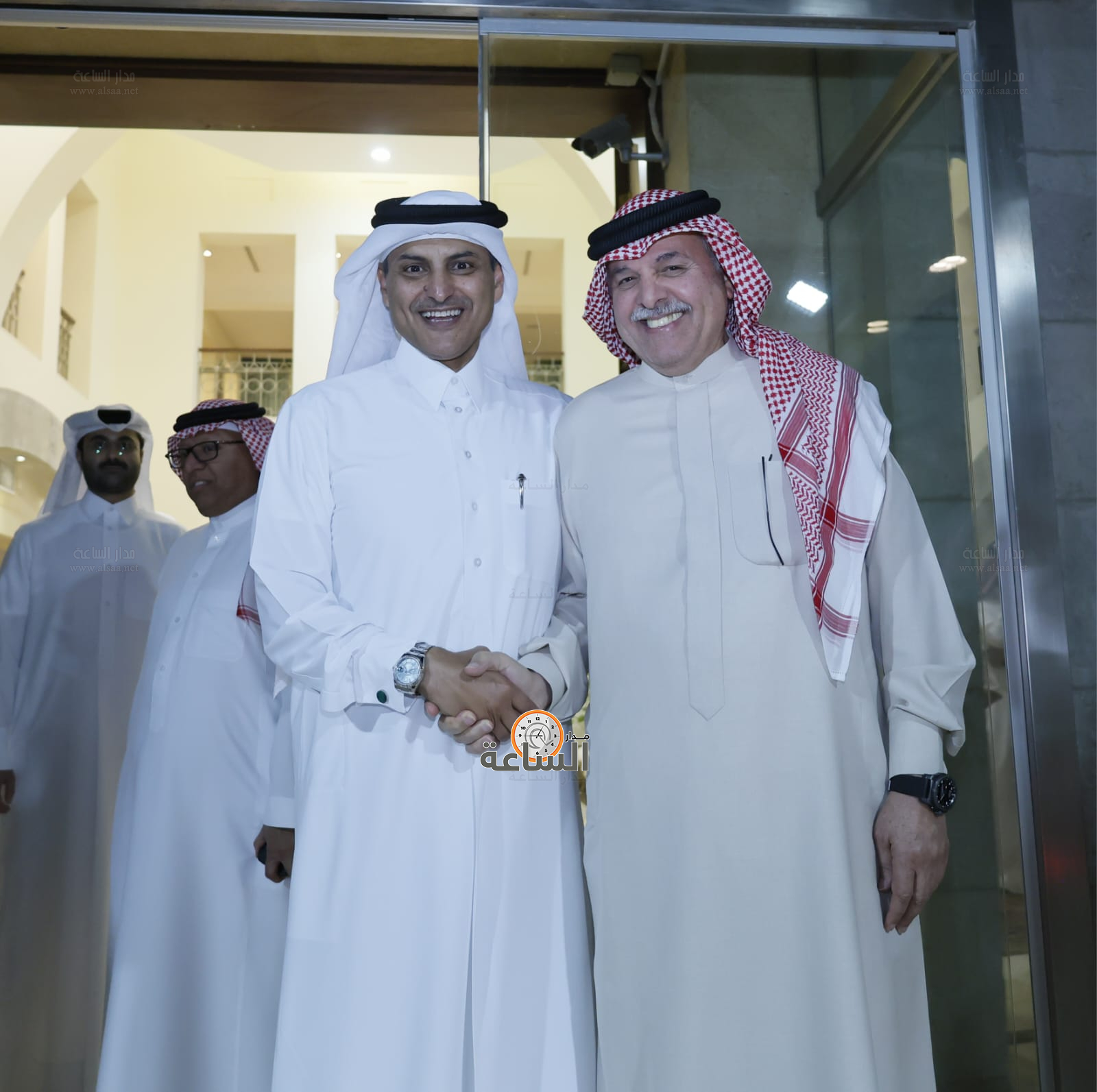 Madar Al-Saa Images 0.9557687363222219